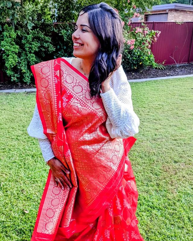 Kalki Red Banarasi saree available to rent